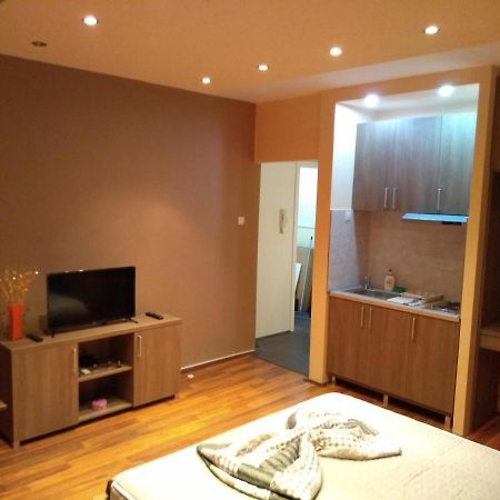 Castel Bianco Apartment Белград Екстериор снимка